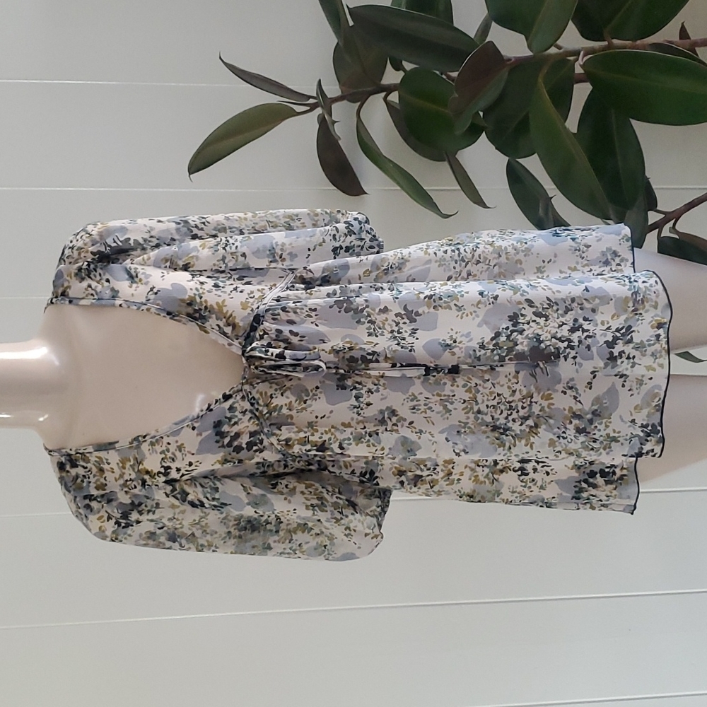Everly Planet Love Bikini Bathing Suit Cover Ups Floral Size Medium